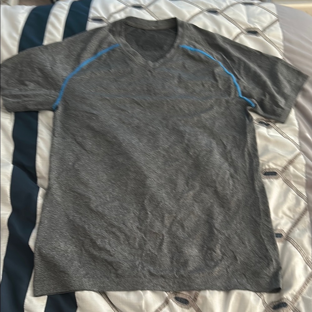 Gray V-Neck Men's Shirt LULULEMON